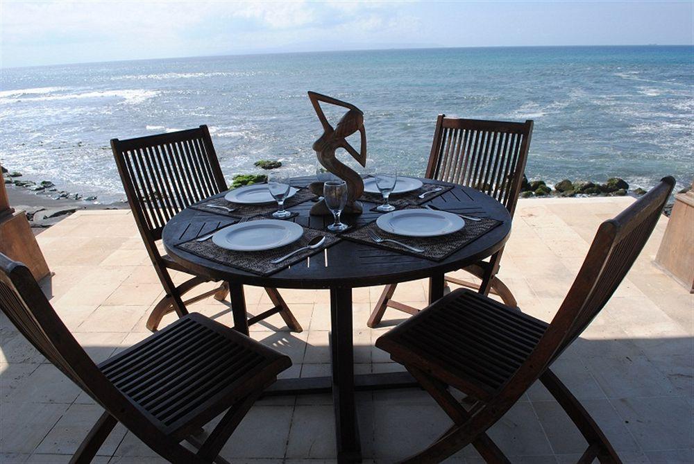 Suarti Resort, Villas & Gallery Ketewel 外观 照片