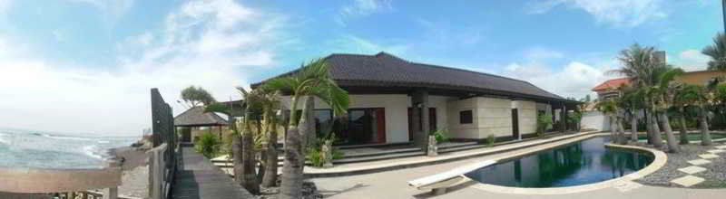 Suarti Resort, Villas & Gallery Ketewel 外观 照片