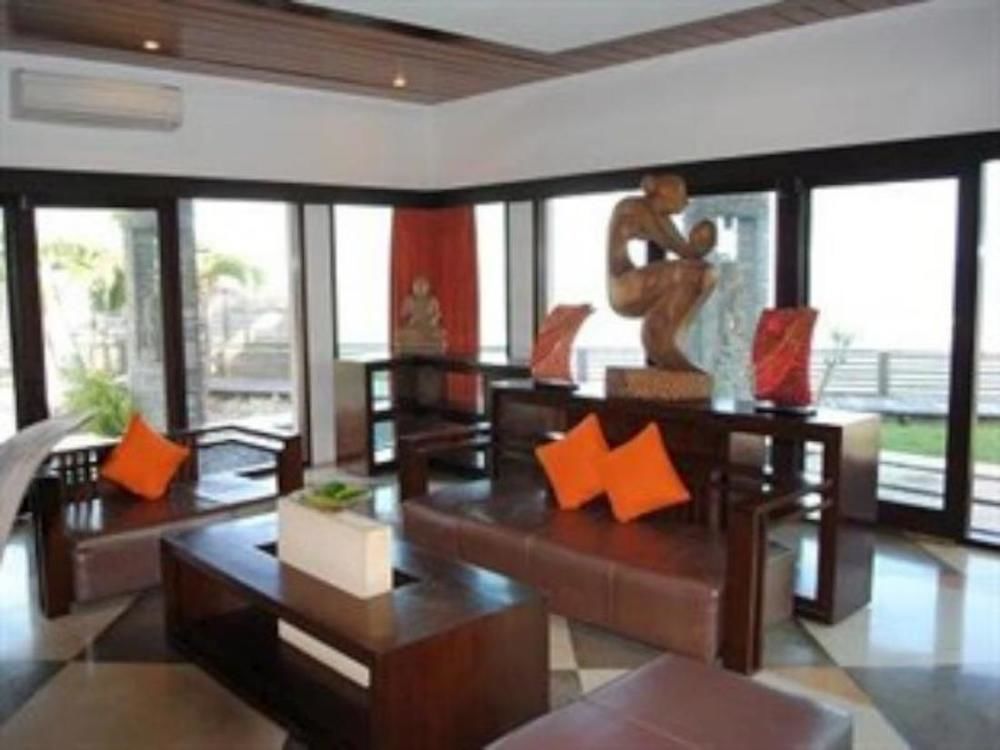 Suarti Resort, Villas & Gallery Ketewel 外观 照片
