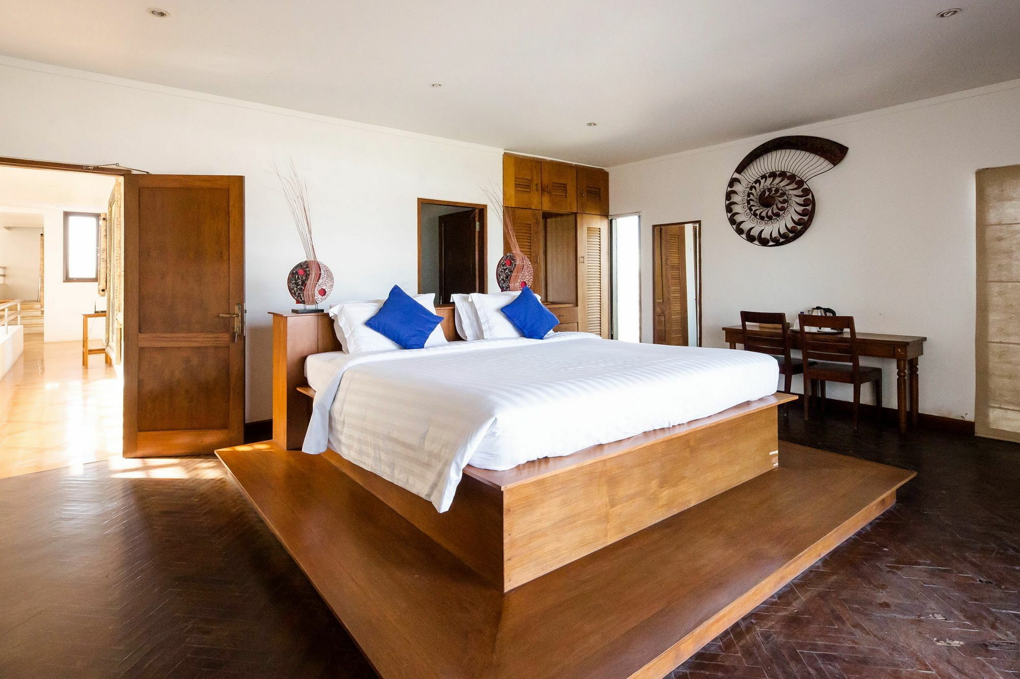 Suarti Resort, Villas & Gallery Ketewel 外观 照片